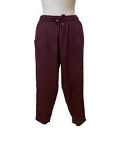 Calça de Viscose Cor Única