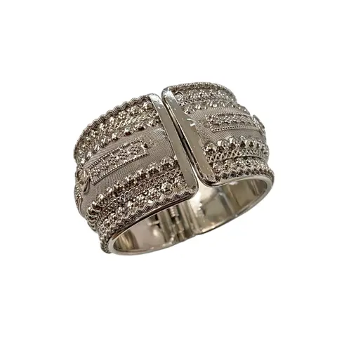 Bracelete Decorado Fechamento com Mola